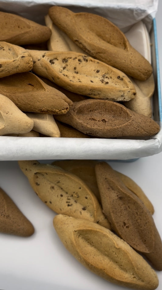 Boite Biscuiterie avec les 5 parfums des Navettes de Sète